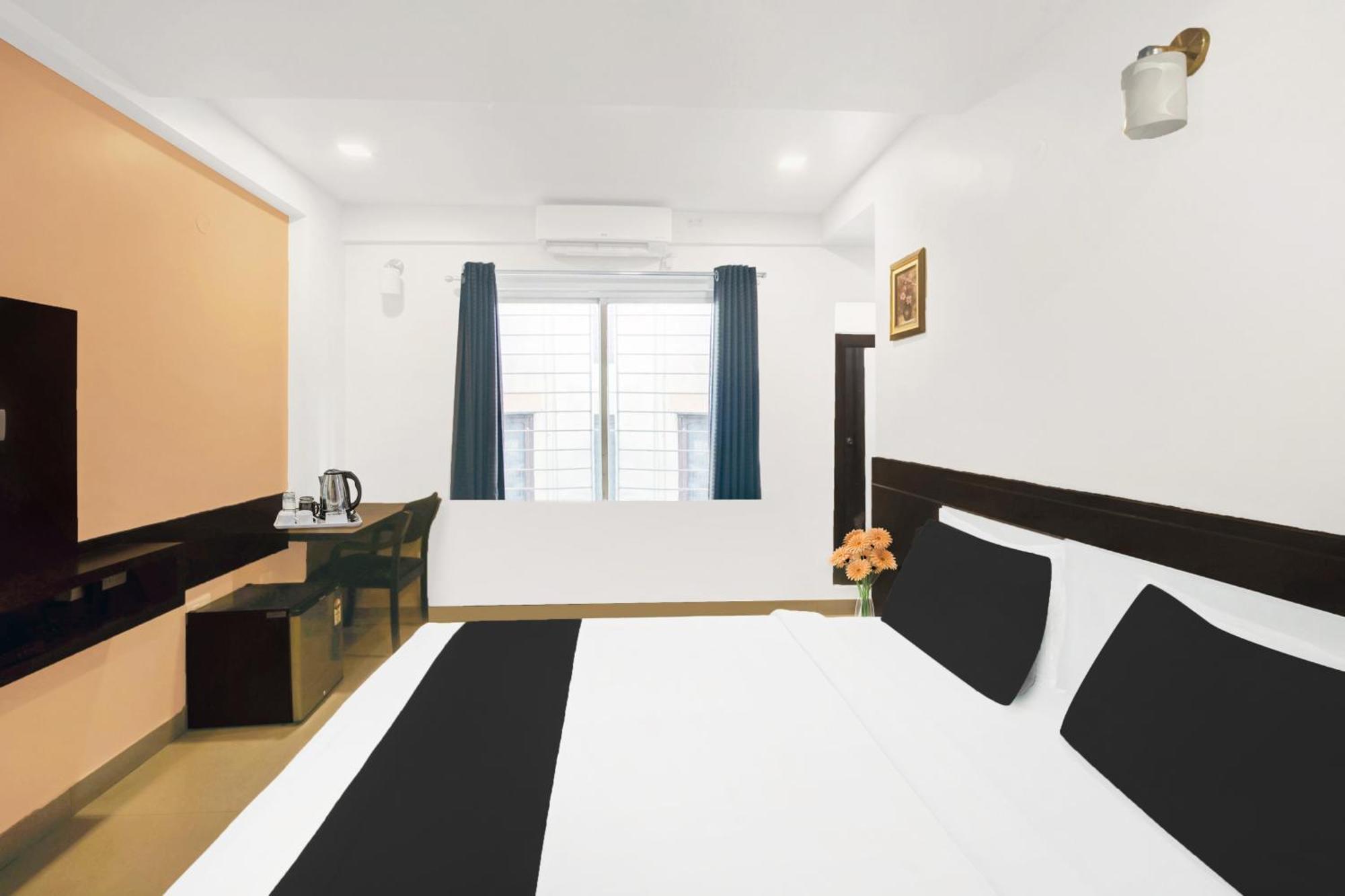 Townhouse City Center Near Mysore Palace Formerly Aavass Inn Exterior photo